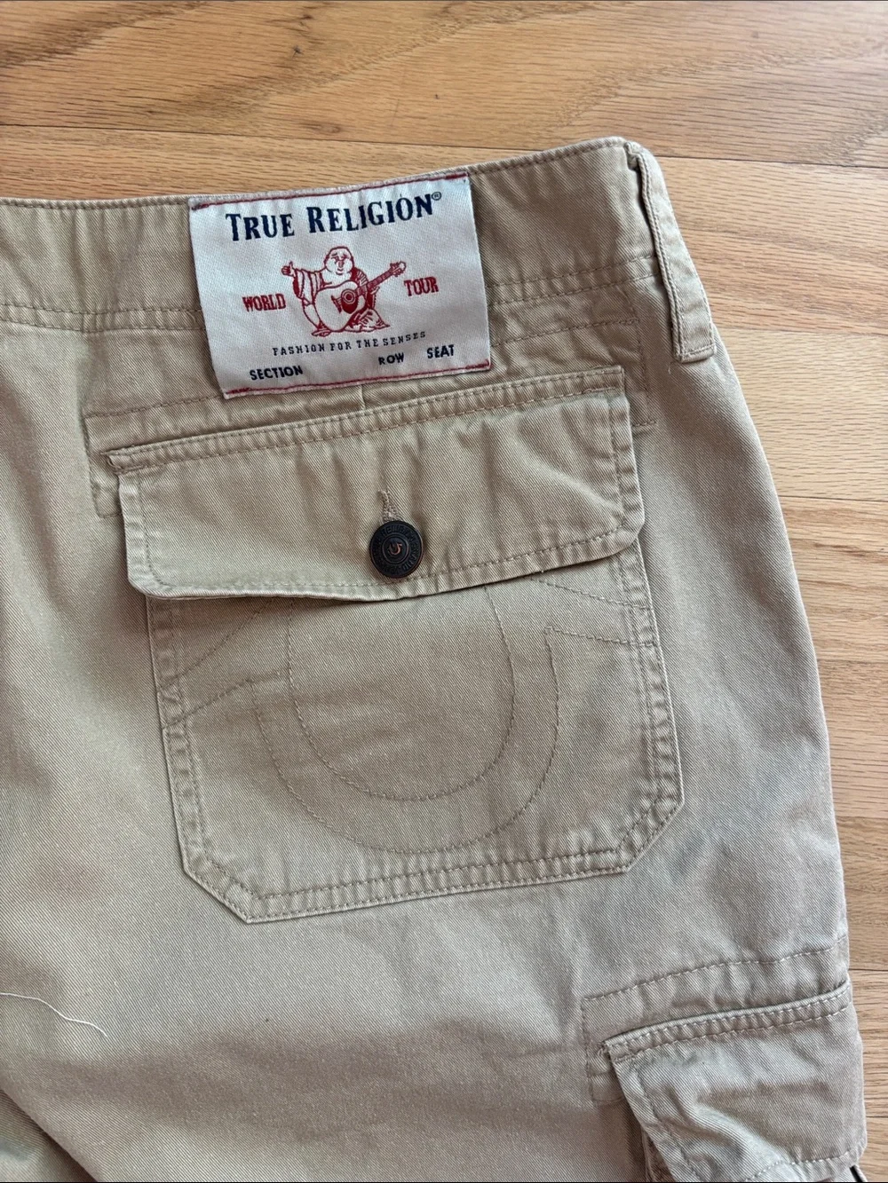True Religion Men's Size 36 Cargo Shorts Khaki Tan Zip-Fly